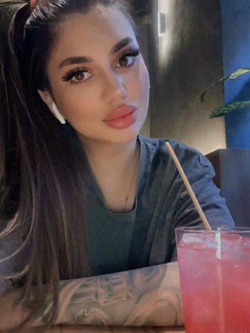 Камилла